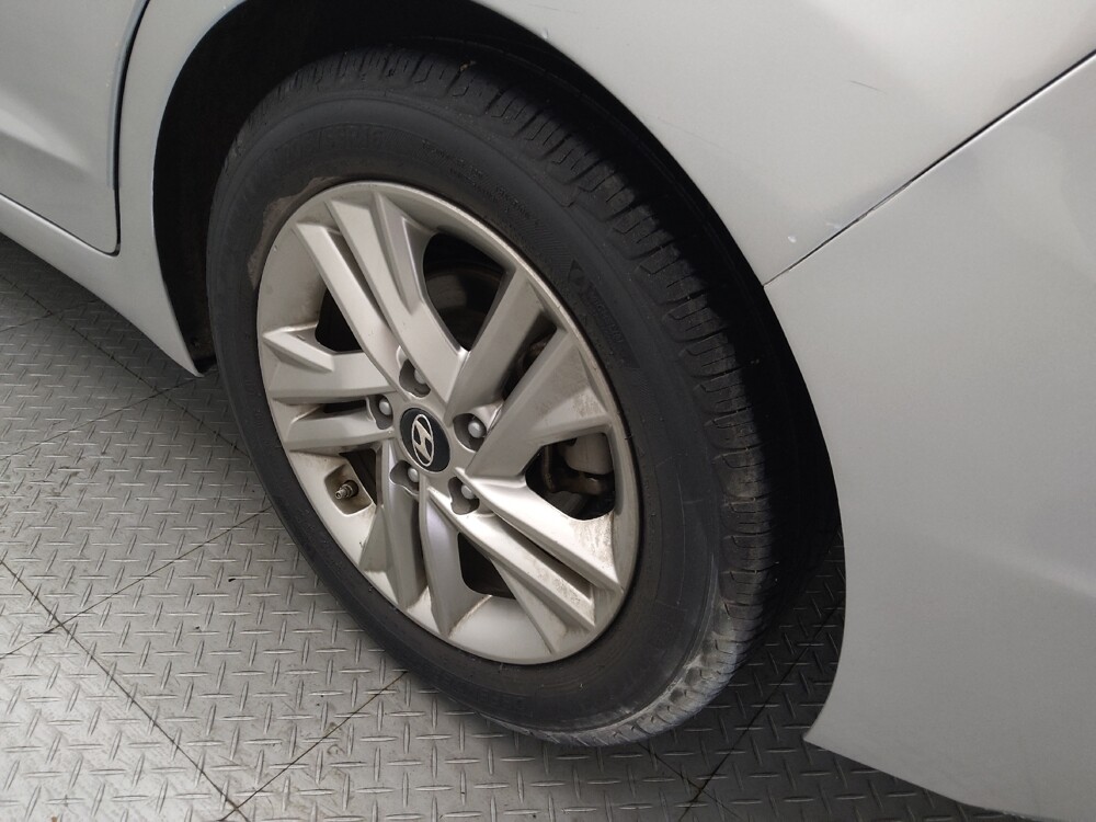 2019 Hyundai Elantra in Houston, TX 77060 - 18094646 31