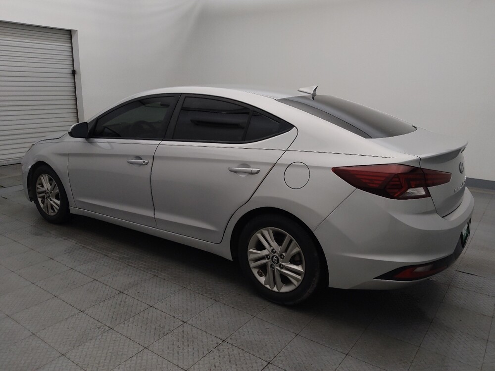 2019 Hyundai Elantra in Houston, TX 77060 - 18094646 3