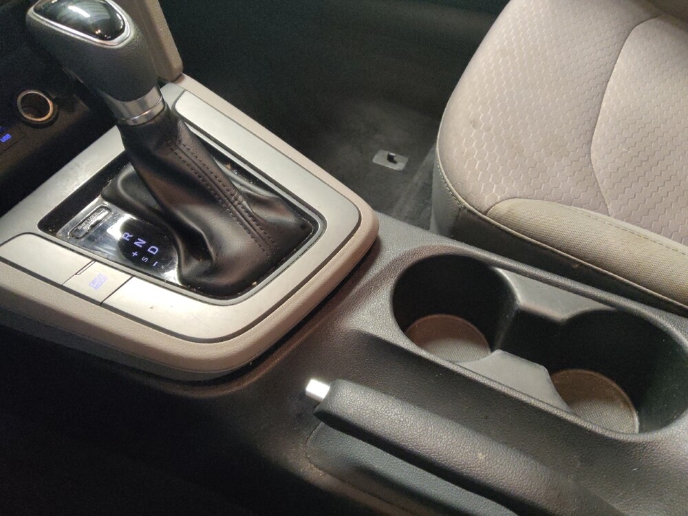 2019 Hyundai Elantra in Houston, TX 77060 - 18094646 26