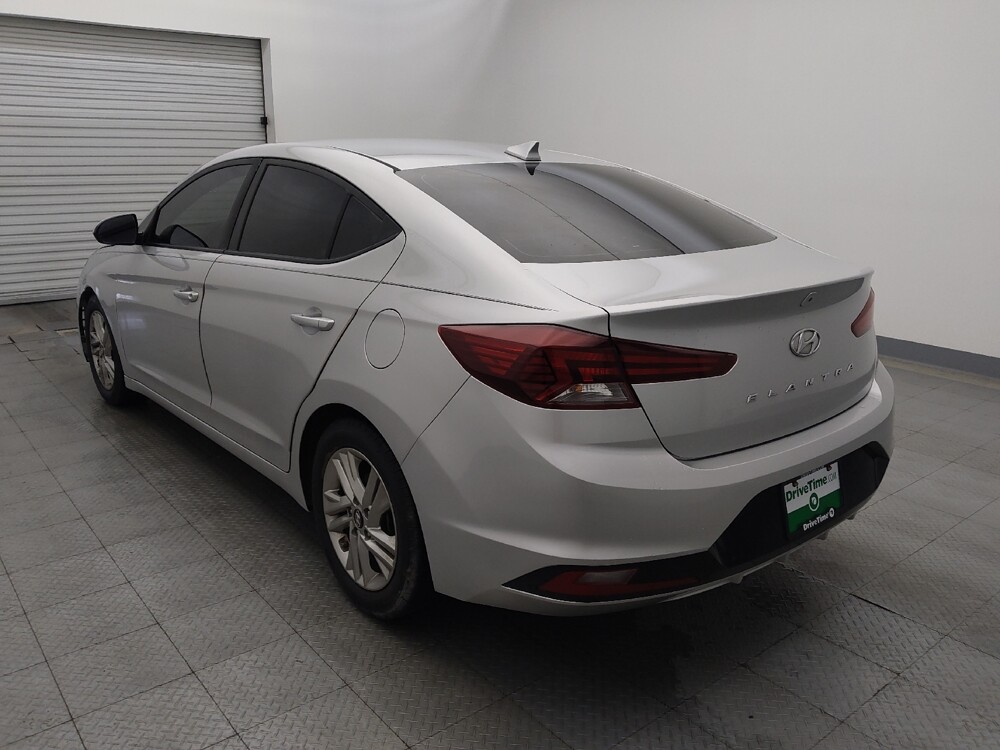 2019 Hyundai Elantra in Houston, TX 77060 - 18094646 5