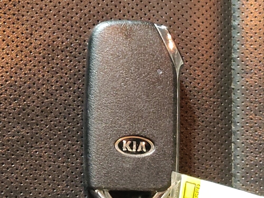 2020 Kia Telluride in Lubbock, TX 79424 - 18094651 32