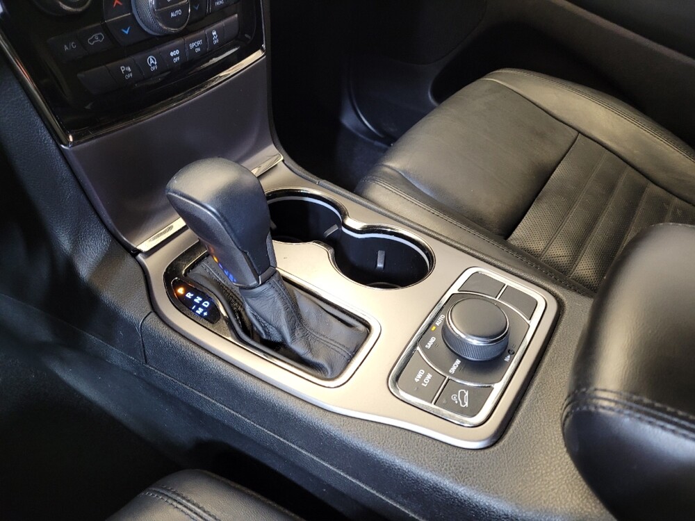 2019 Jeep Grand Cherokee in Columbus, OH 43228 - 18094653 26