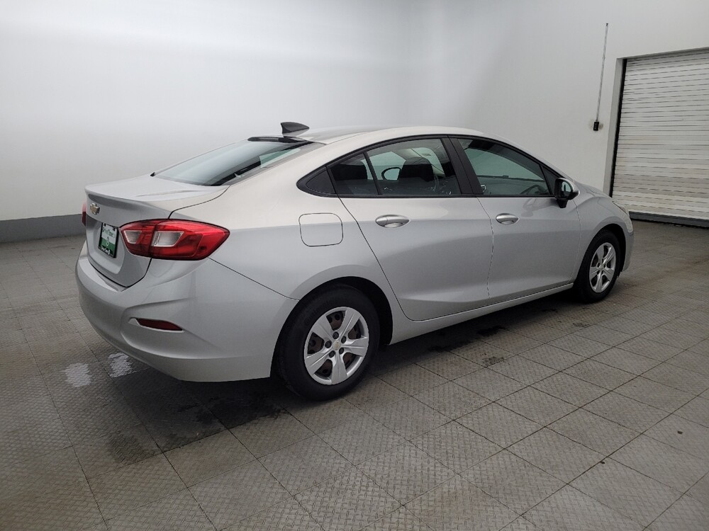 2017 Chevrolet Cruze in Richmond, VA 23235 - 18094662 10