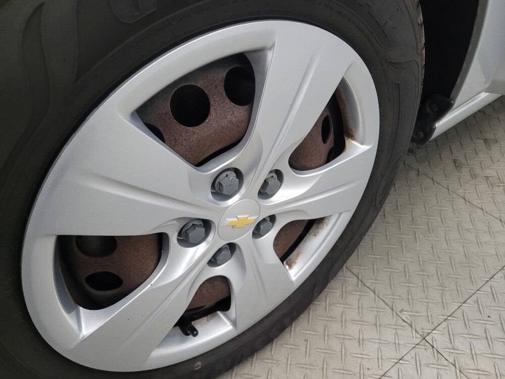 2017 Chevrolet Cruze in Richmond, VA 23235 - 18094662 31