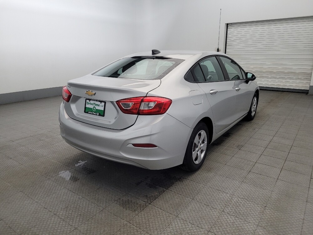 2017 Chevrolet Cruze in Richmond, VA 23235 - 18094662 9