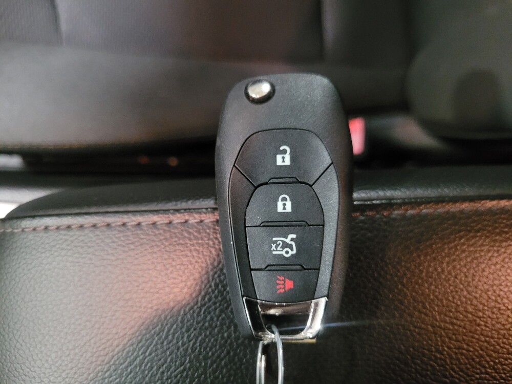 2017 Chevrolet Cruze in Richmond, VA 23235 - 18094662 32