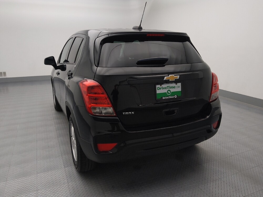 2021 Chevrolet Trax in Gladstone, MO 64118 - 18094664 6