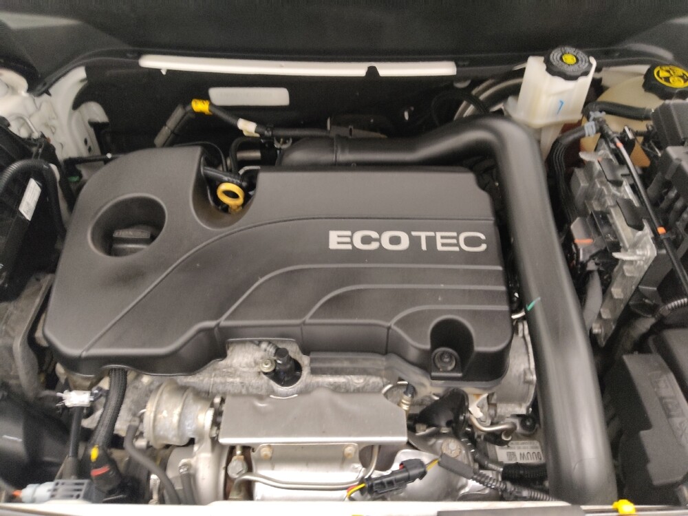 2021 Chevrolet Equinox in St. Louis, MO 63136 - 18094665 30