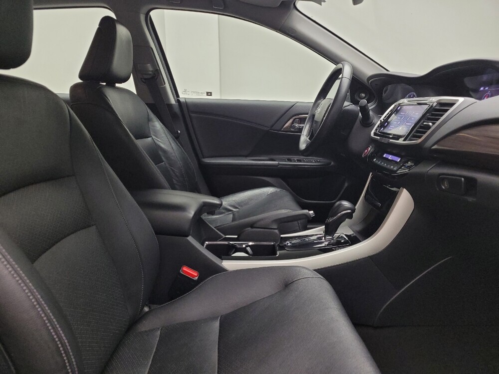 2017 Honda Accord in Madison, TN 37115 - 18094671 21