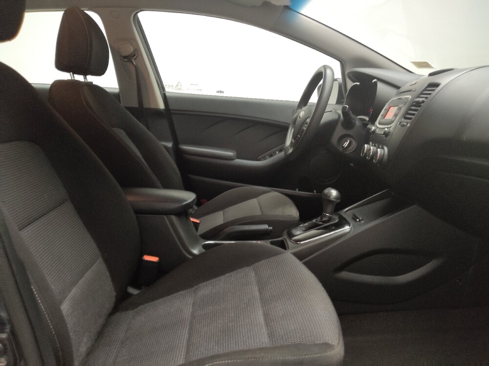 2017 Kia Forte in Madison, TN 37115 - 18094673 21