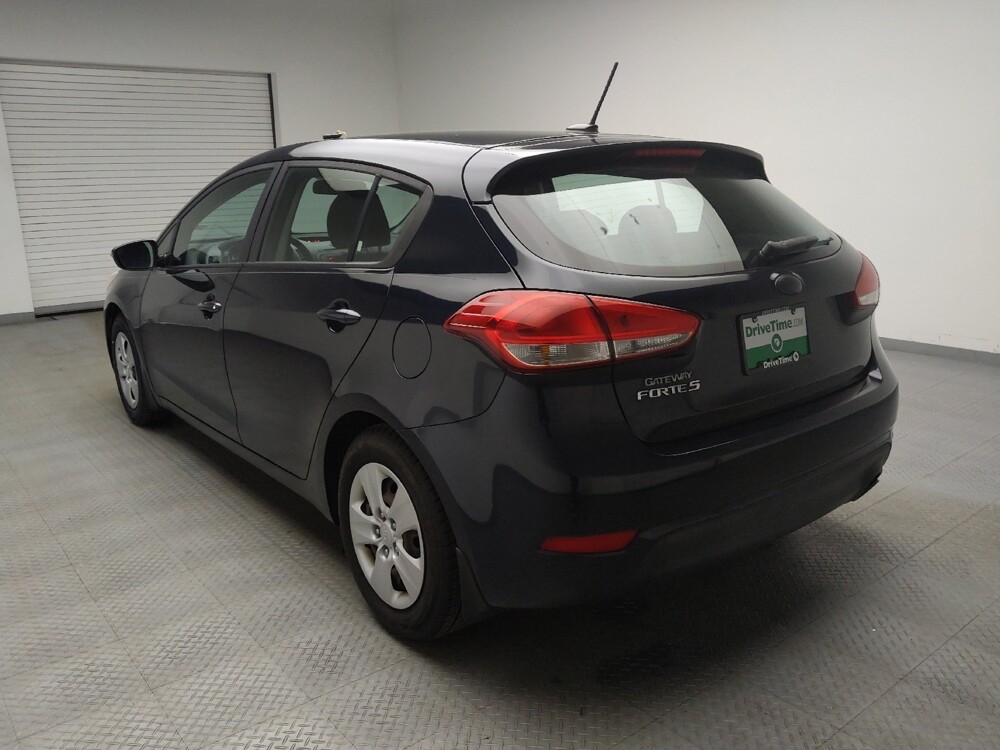 2017 Kia Forte in Madison, TN 37115 - 18094673 5