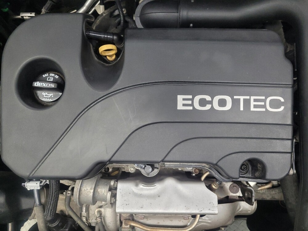 2019 Chevrolet Equinox in Indianapolis, IN 46222 - 18094676 30