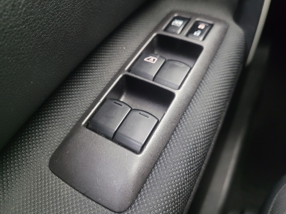 2015 Nissan Rogue in Highland, IN 46322 - 18094678 27