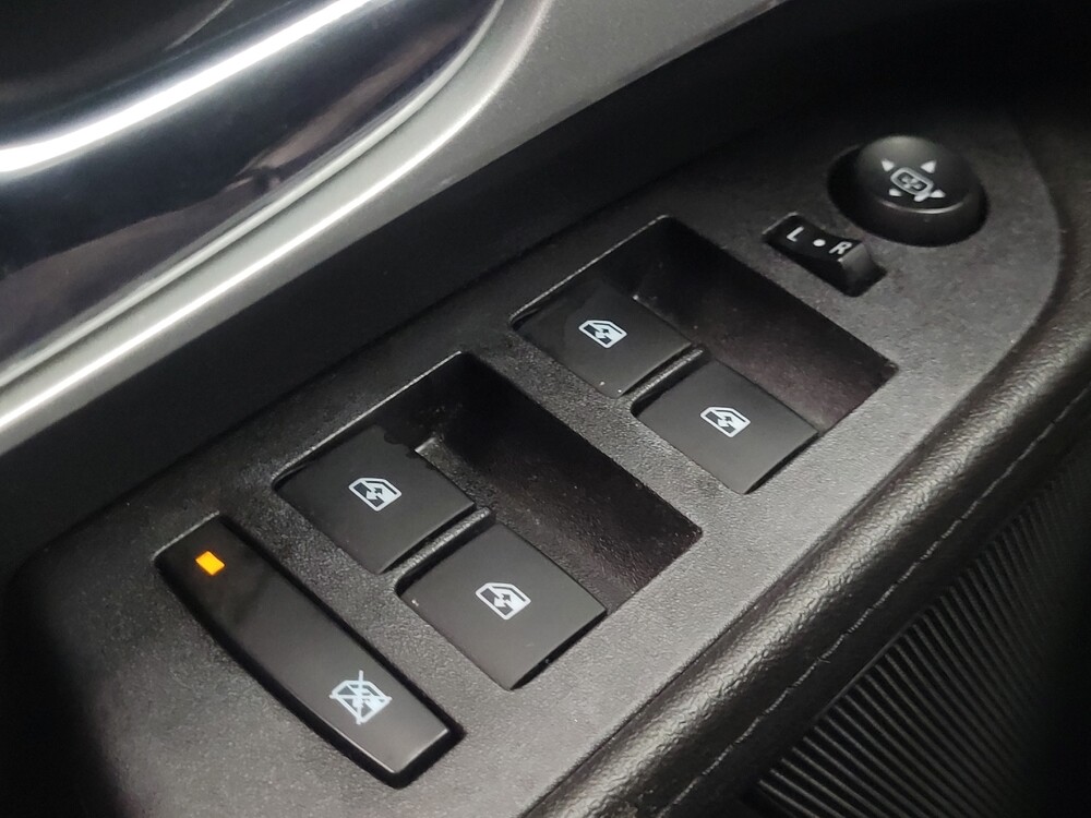 2017 Chevrolet Equinox in Highland, IN 46322 - 18094679 27