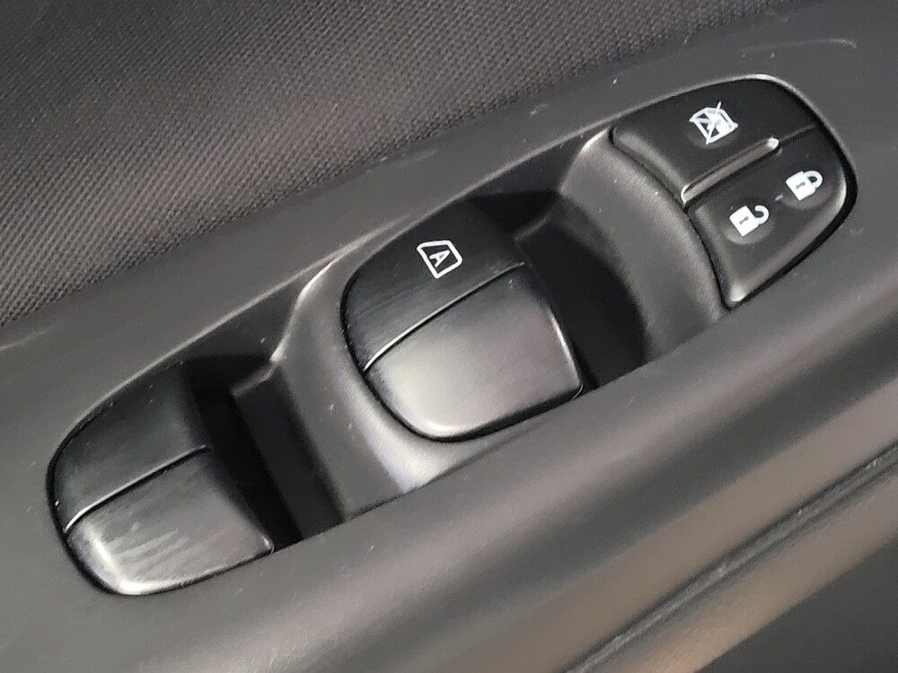 2016 Nissan Sentra in Jacksonville, FL 32225 - 18094687 27