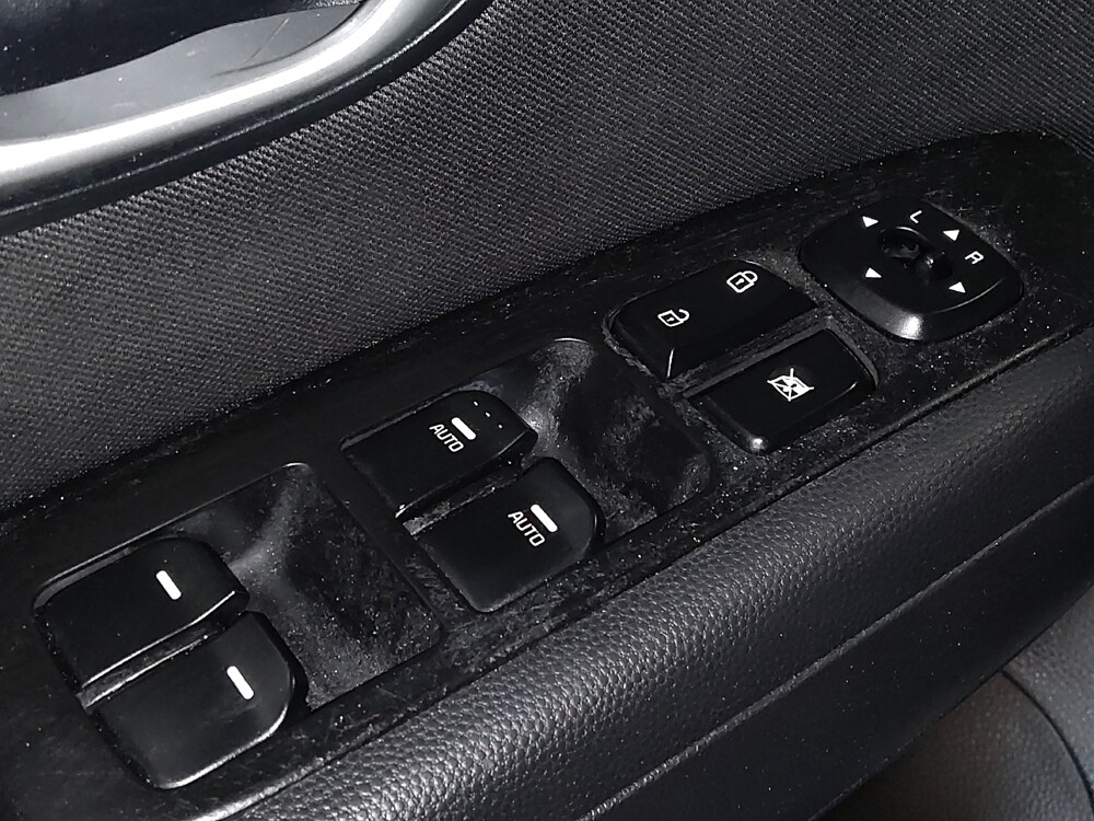 2016 Kia Soul in Charleston, SC 29414 - 18094688 27