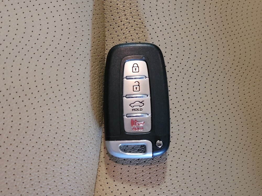 2013 Hyundai Elantra in Kissimmee, FL 34744 - 18094694 32