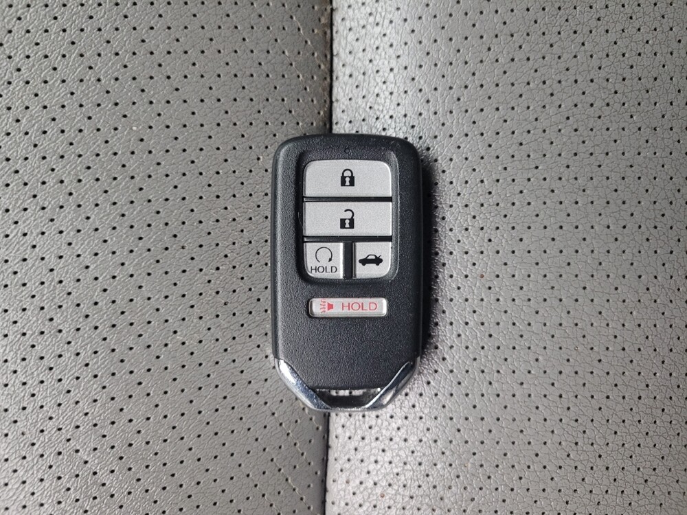 2017 Honda Accord in Madison, TN 37115 - 18094698 32