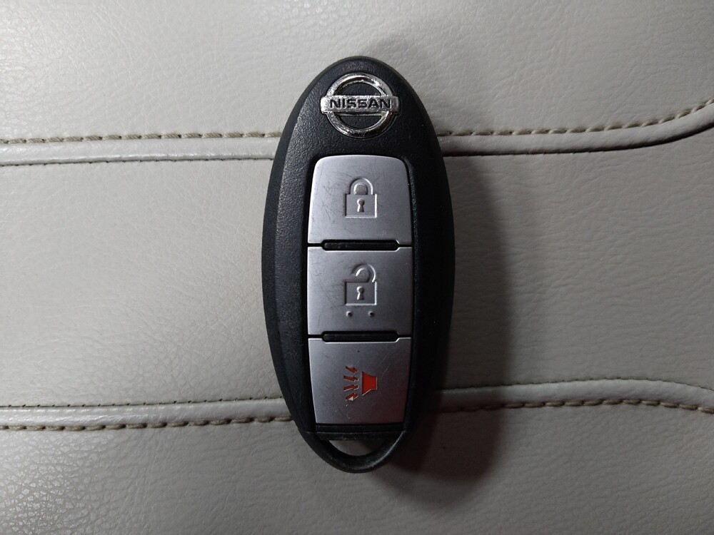 2018 Nissan Rogue Sport in Marietta, GA 30062 - 18094705 32