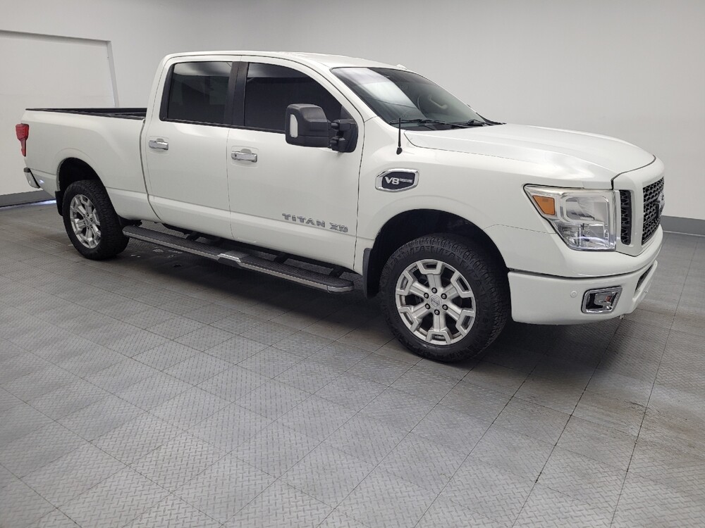 2018 Nissan Titan in Memphis, TN 38115 - 18094708 11