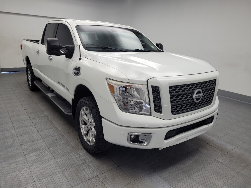 2018 Nissan Titan in Memphis, TN 38115 - 18094708 13