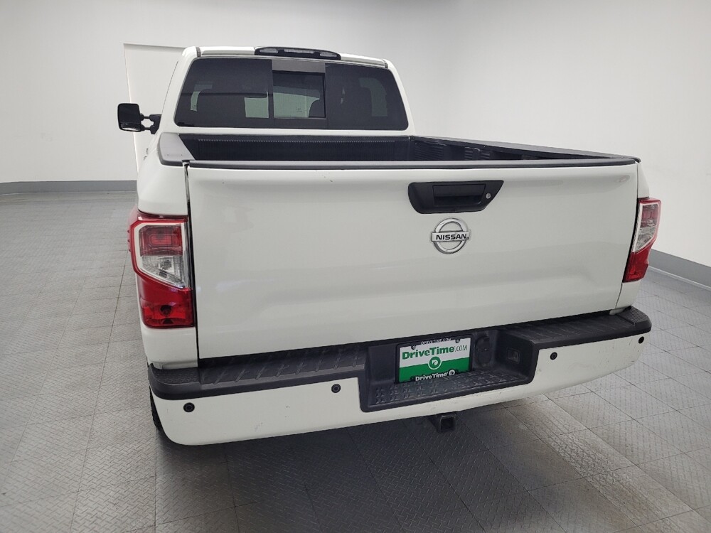 2018 Nissan Titan in Memphis, TN 38115 - 18094708 6