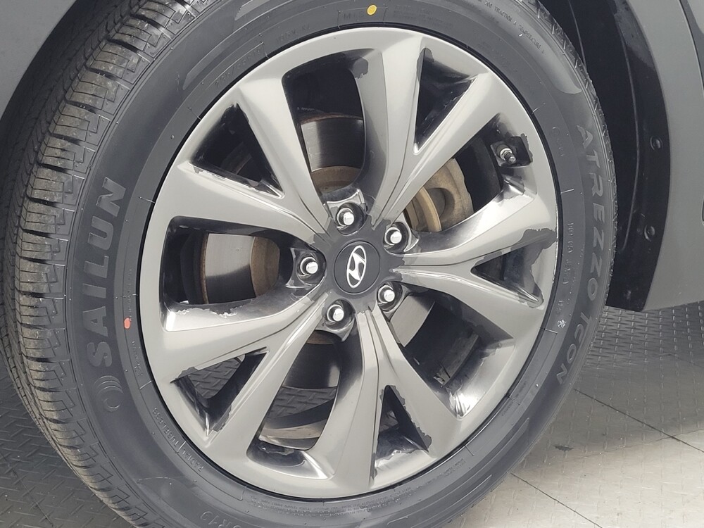 2017 Hyundai Santa Fe in Madison, TN 37115 - 18094715 31