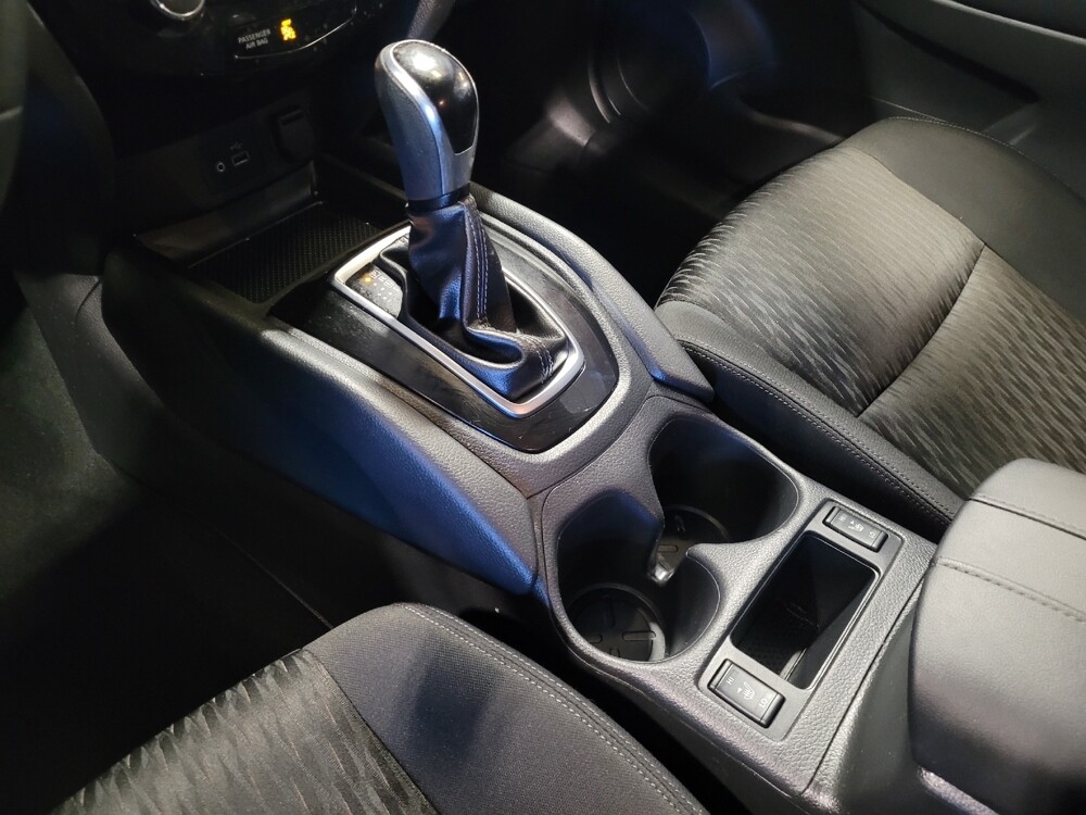 2020 Nissan Rogue in Jacksonville, FL 32225 - 18094716 26