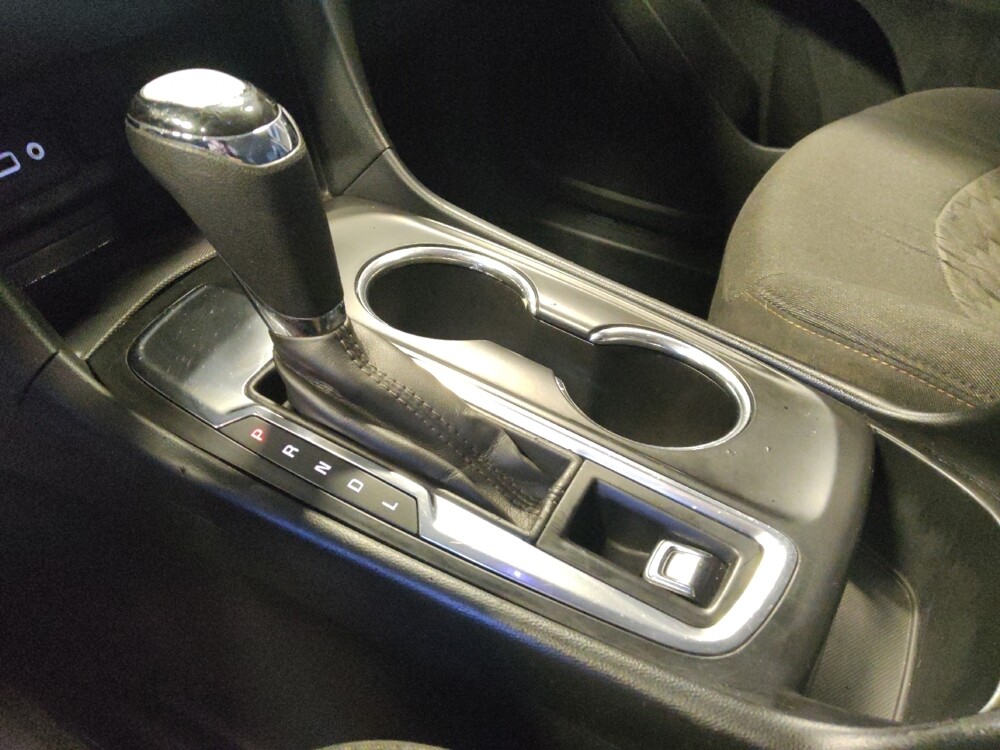 2019 Chevrolet Equinox in Glendale, AZ 85301 - 18094718 26