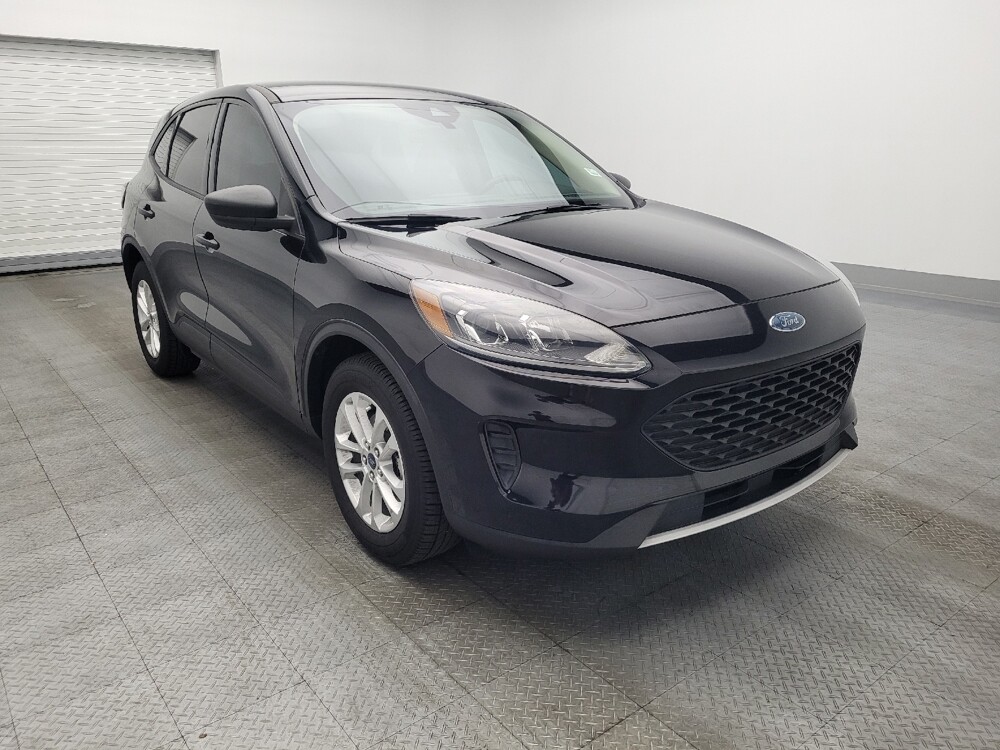 2020 Ford Escape in Jacksonville, FL 32225 - 18094719 13