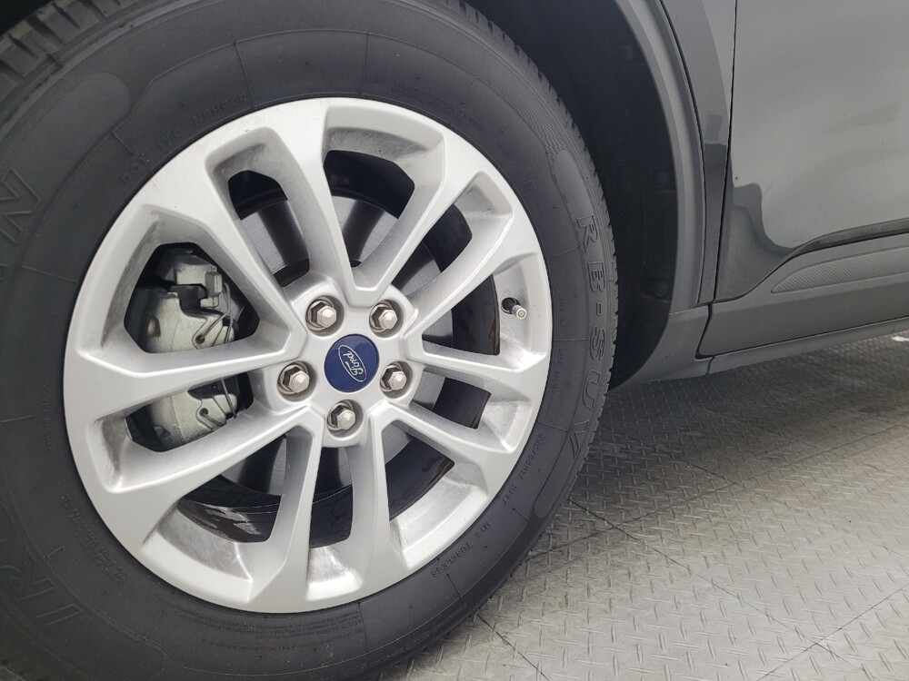 2020 Ford Escape in Jacksonville, FL 32225 - 18094719 31