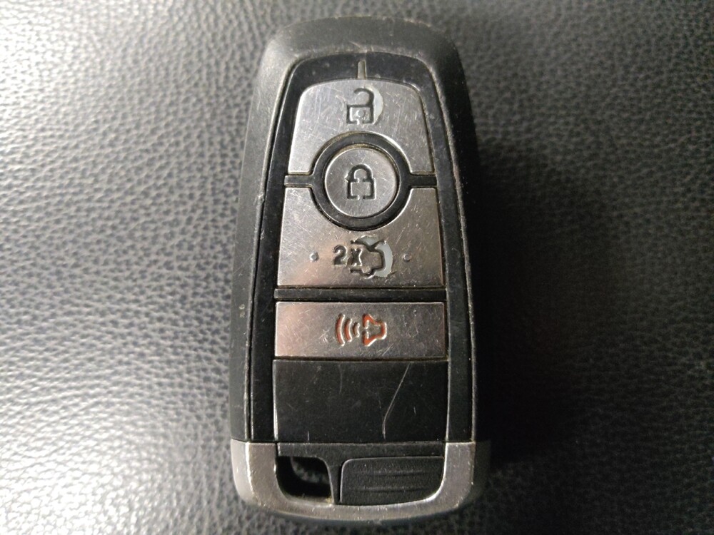 2018 Ford Fusion in Houston, TX 77034 - 18094723 32