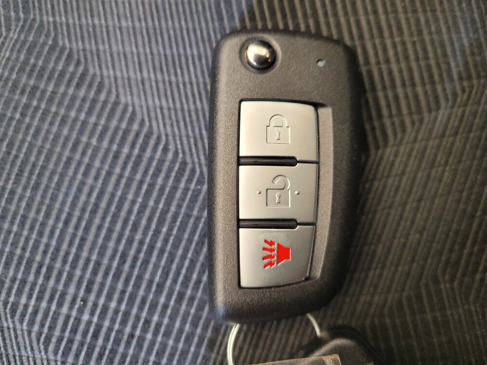 2016 Nissan Rogue in Maple Heights, OH 44137 - 18094724 32