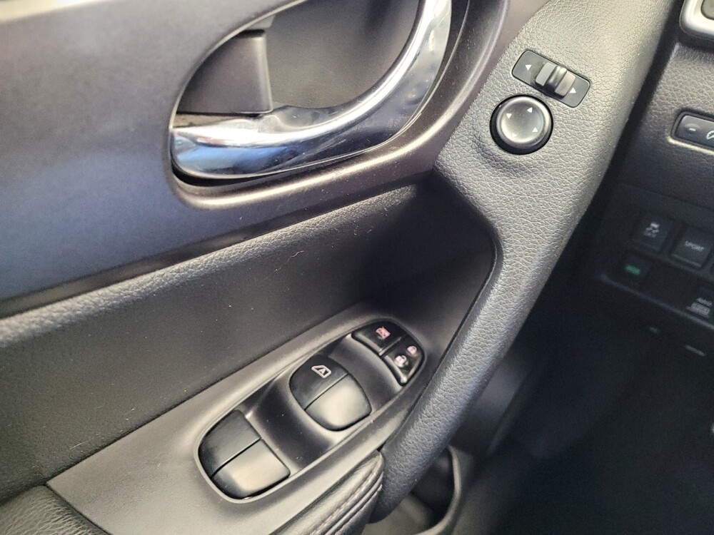 2016 Nissan Rogue in Maple Heights, OH 44137 - 18094724 27