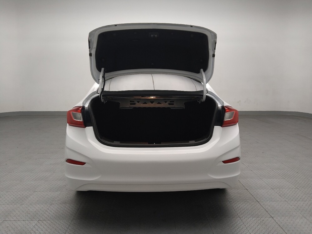 2018 Chevrolet Cruze in Tyler, TX 75701 - 18094731 29