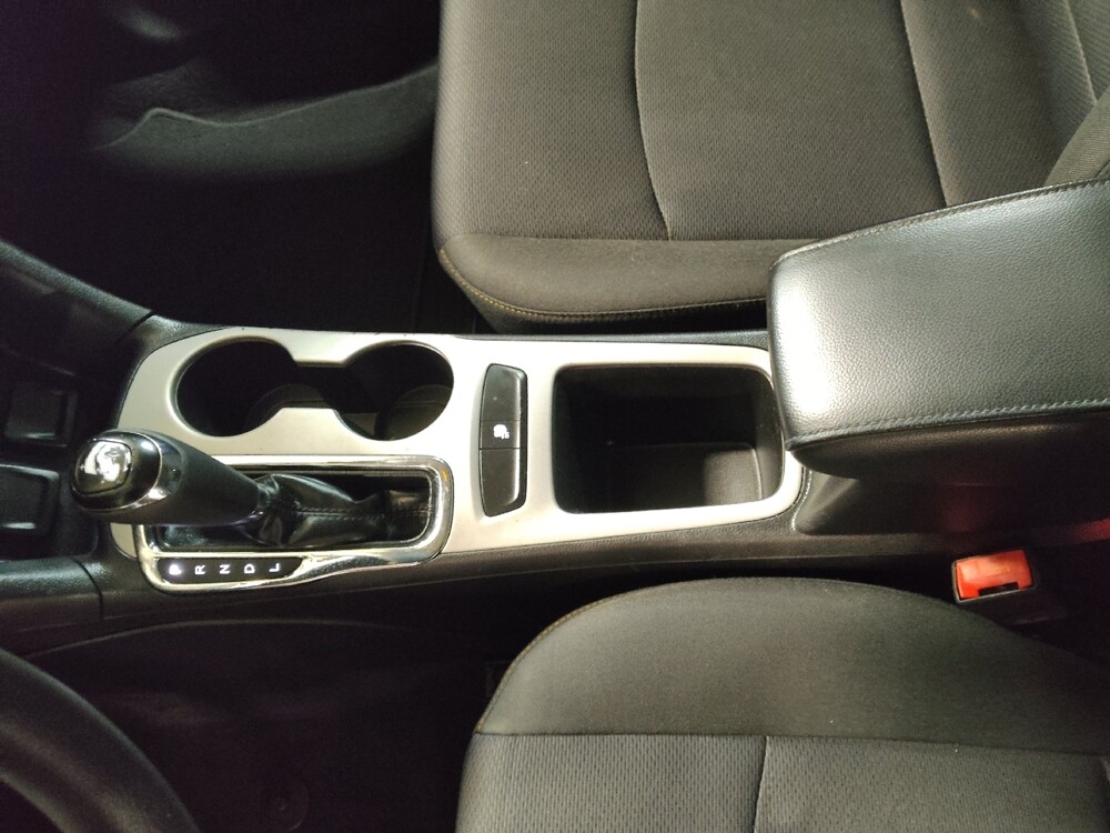 2018 Chevrolet Cruze in Tyler, TX 75701 - 18094731 26