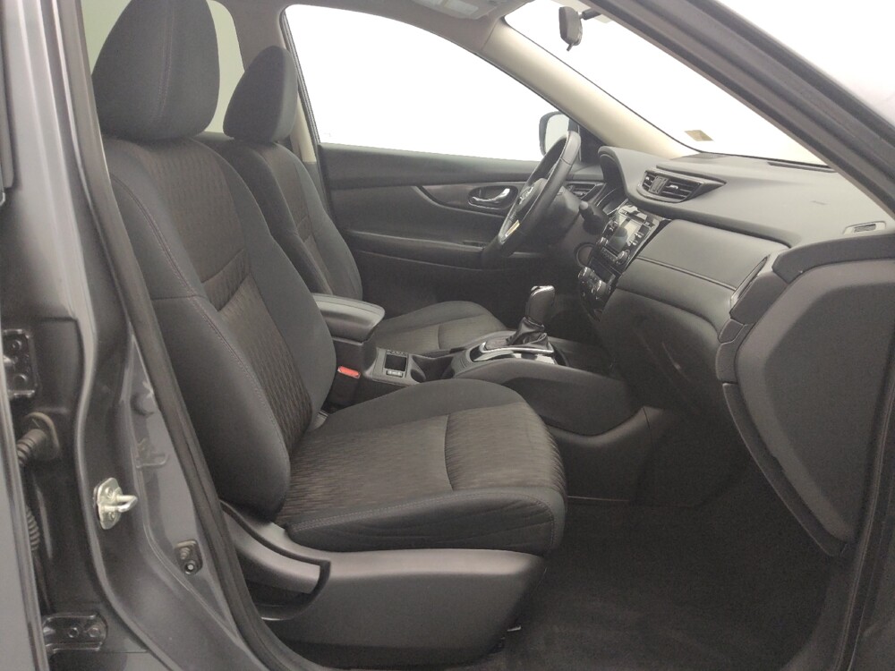 2017 Nissan Rogue in St. Louis, MO 63136 - 18094733 21