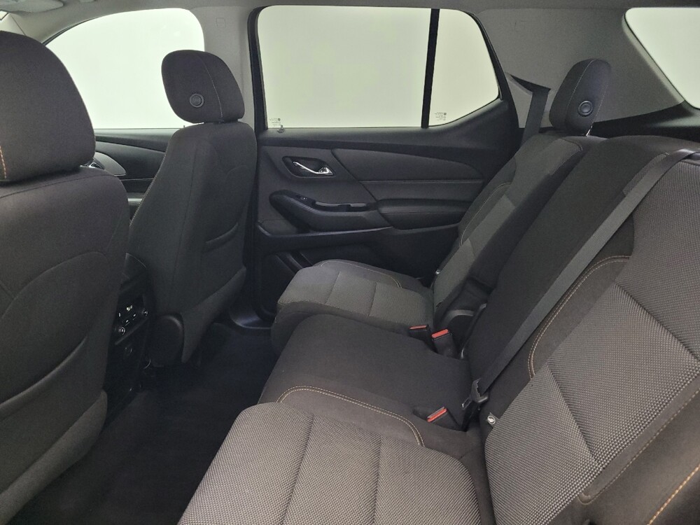 2018 Chevrolet Traverse in Fayetteville, NC 28304 - 18094735 18