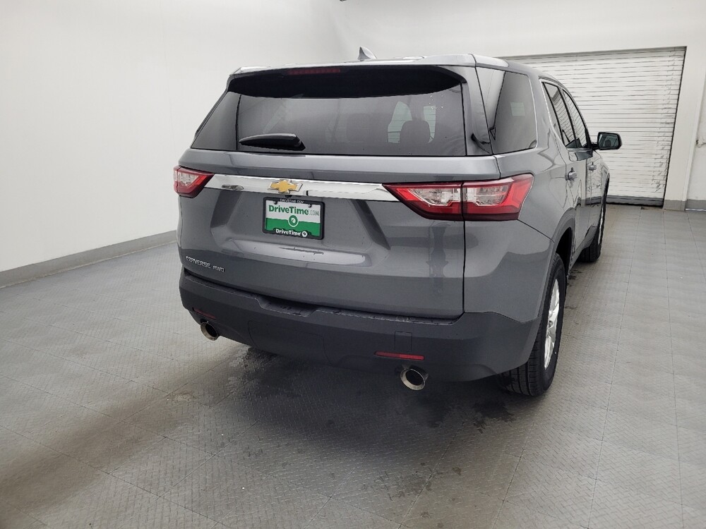 2018 Chevrolet Traverse in Fayetteville, NC 28304 - 18094735 7
