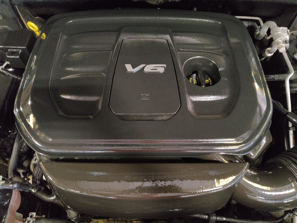 2019 Jeep Grand Cherokee in Miami, FL 33157 - 18094736 30