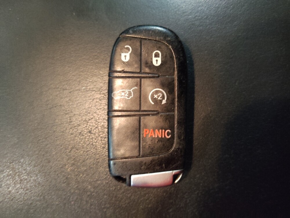 2019 Jeep Grand Cherokee in Miami, FL 33157 - 18094736 32