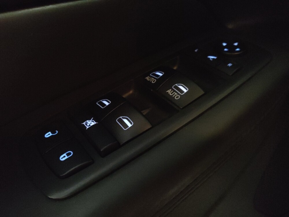 2019 Jeep Grand Cherokee in Miami, FL 33157 - 18094736 27