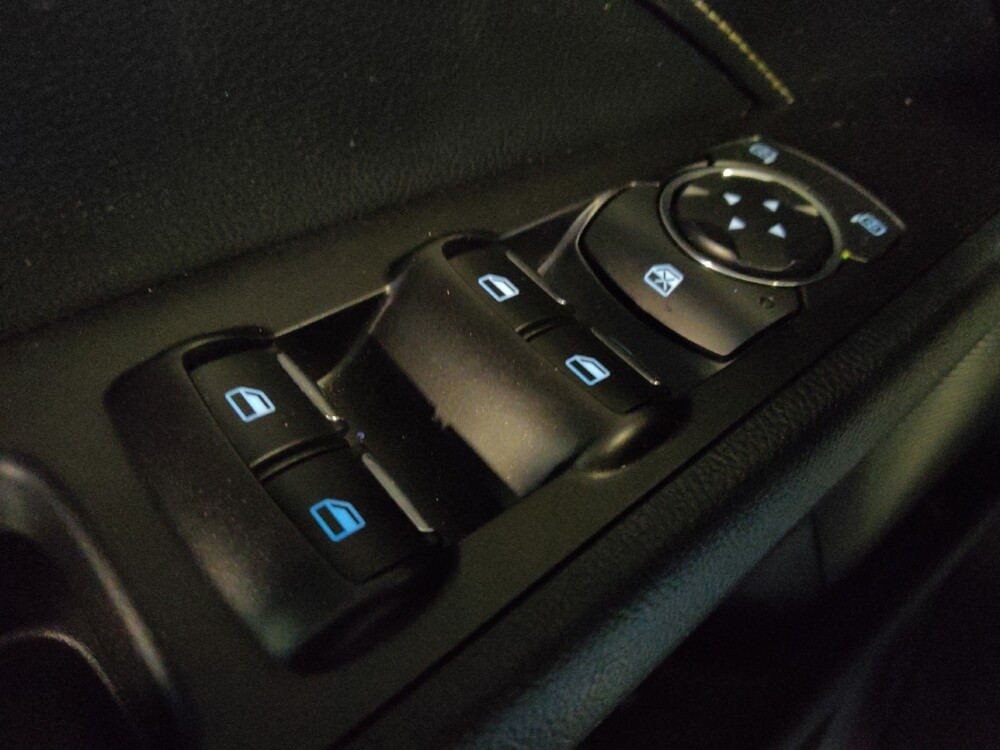 2020 Ford Fusion in Tucson, AZ 85705 - 18094739 27