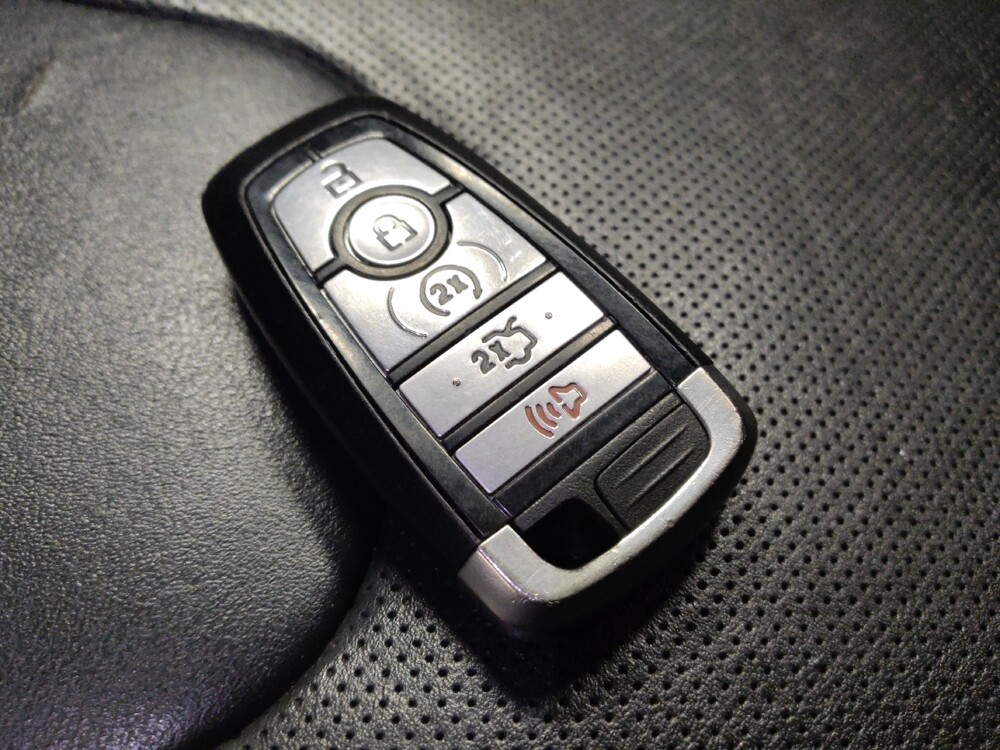 2020 Ford Fusion in Tucson, AZ 85705 - 18094739 32