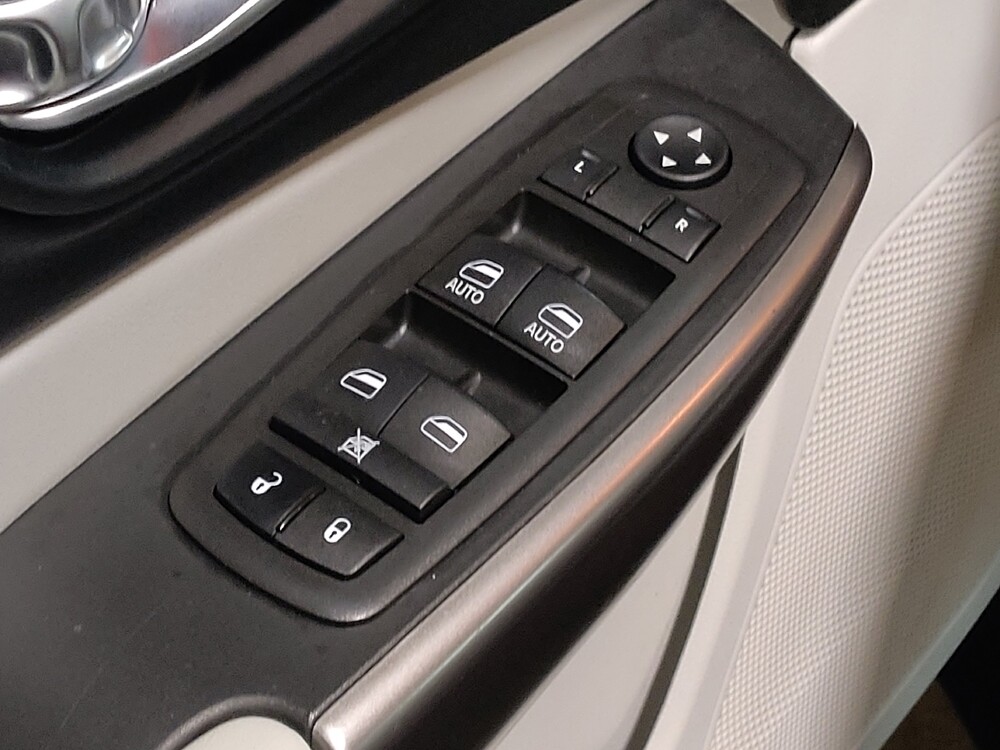 2021 Jeep Cherokee in Plano, TX 75074 - 18094751 27