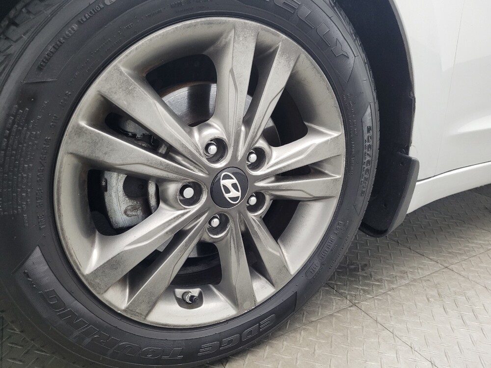 2018 Hyundai Elantra in Savannah, GA 31419 - 18094754 31