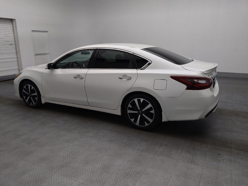 2018 Nissan Altima in Savannah, GA 31419 - 18094755 3