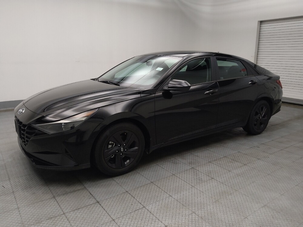 2022 Hyundai Elantra in Peoria, IL 61615 - 18094763 2