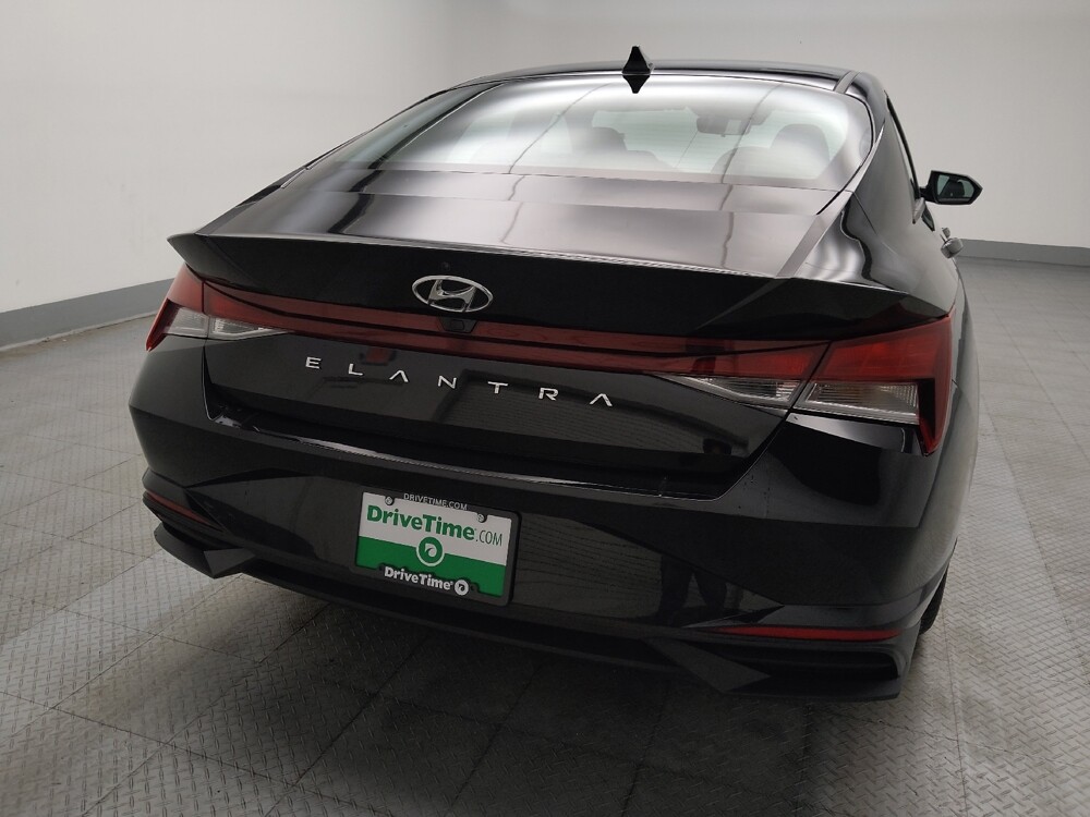 2022 Hyundai Elantra in Peoria, IL 61615 - 18094763 7