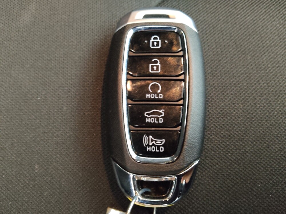 2022 Hyundai Elantra in Peoria, IL 61615 - 18094763 32